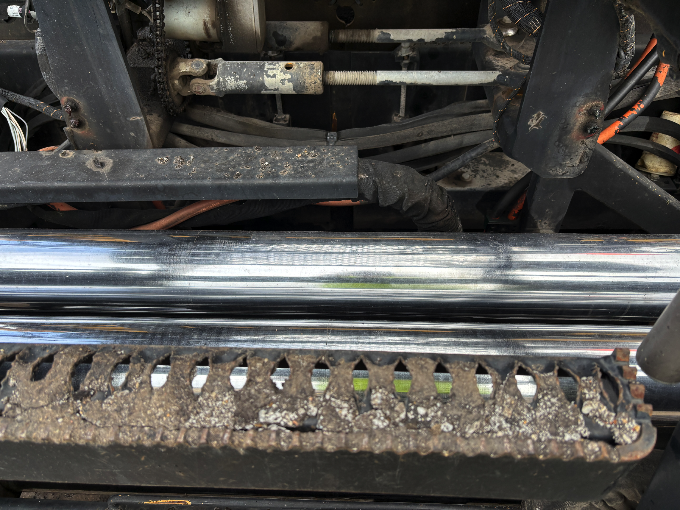 2012 CATERPILLAR AP1055E - Image 8